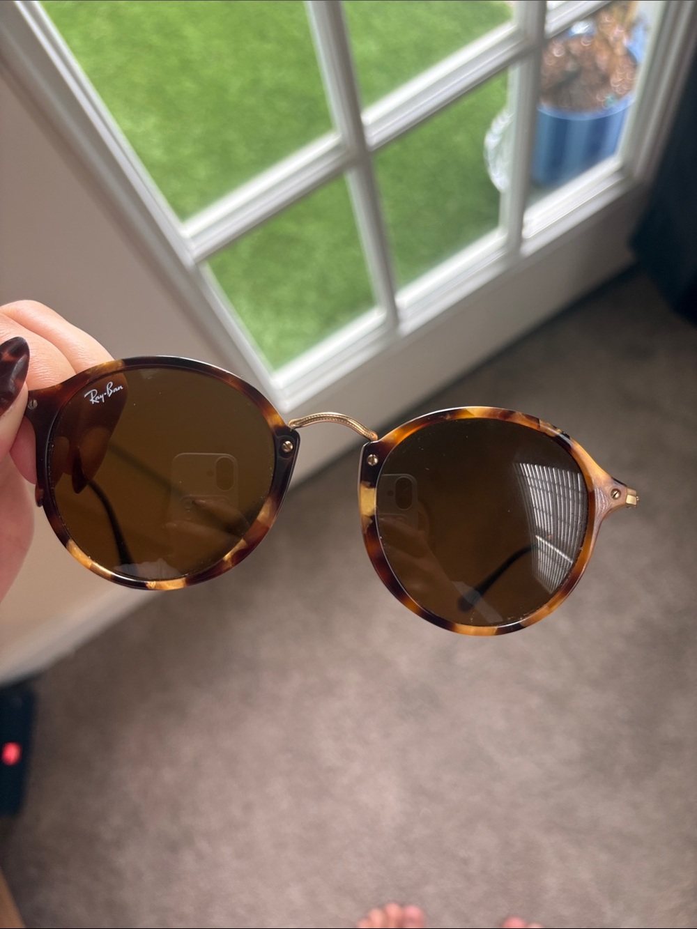 Ray-Ban Tortoiseshell Round Sunglasses with Brown Lenses - Picture 8 of 9